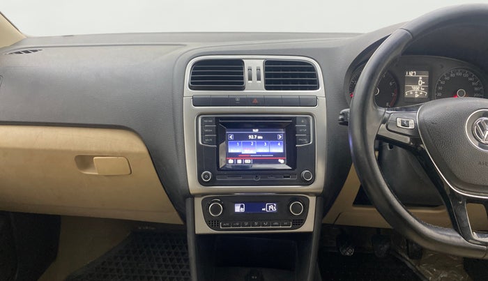 2016 Volkswagen Polo HIGHLINE1.2L, Petrol, Manual, 73,293 km, Air Conditioner