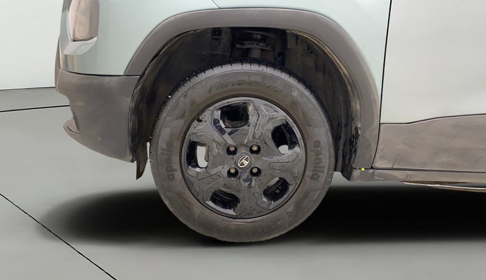 2022 Tata PUNCH ACCOMPLISHED AMT, Petrol, Automatic, 36,512 km, Left Front Wheel