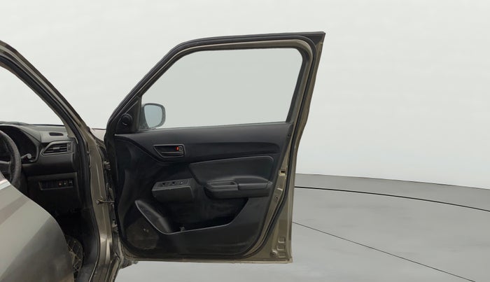 2020 Maruti Swift LXI, Petrol, Manual, 25,097 km, RHS Front Door