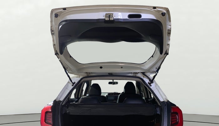 2021 Honda WR-V 1.2L I-VTEC VX MT, Petrol, Manual, 28,242 km, Boot Door Open