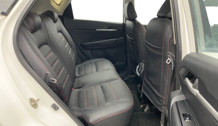 2021 KIA SONET HTK 1.2, Petrol, Manual, 29,343 km, Right Side Rear Door Cabin