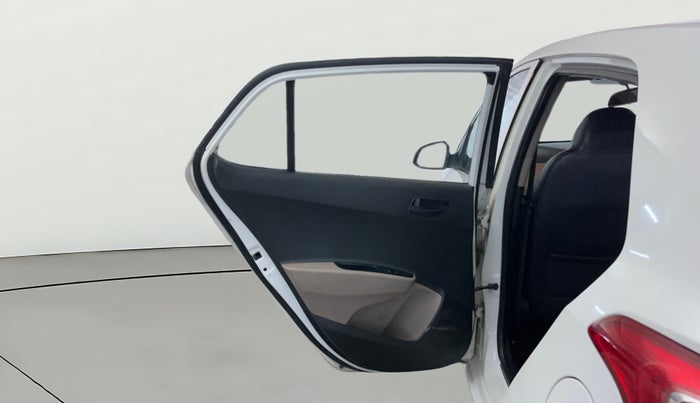 2018 Hyundai Grand i10 MAGNA 1.2 KAPPA VTVT, Petrol, Manual, 42,228 km, LHS Rear Door