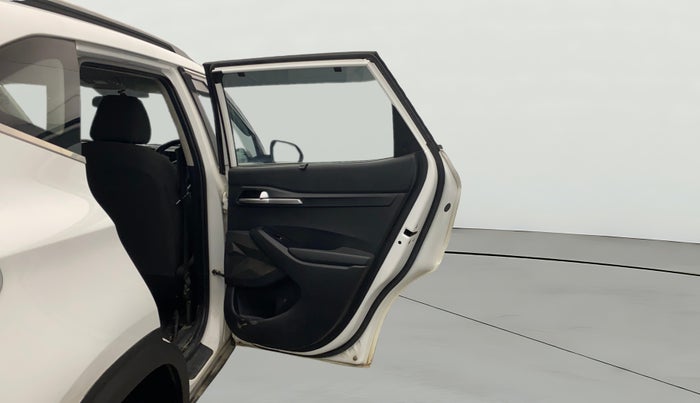 2023 KIA SELTOS HTE 1.5D IMT, Diesel, Manual, 86,261 km, RHS Rear Door