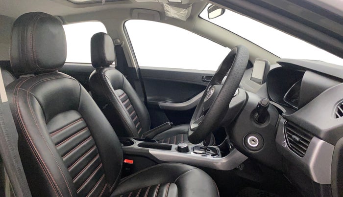 2023 Tata NEXON XMA PLUS SUNROOF PETROL, Petrol, Automatic, 20,224 km, Right Side Front Door Cabin