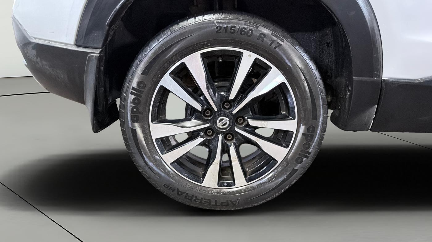 2022 Nissan Kicks XV 1.5, Petrol, Manual, 79,606 km, Right Rear Wheel