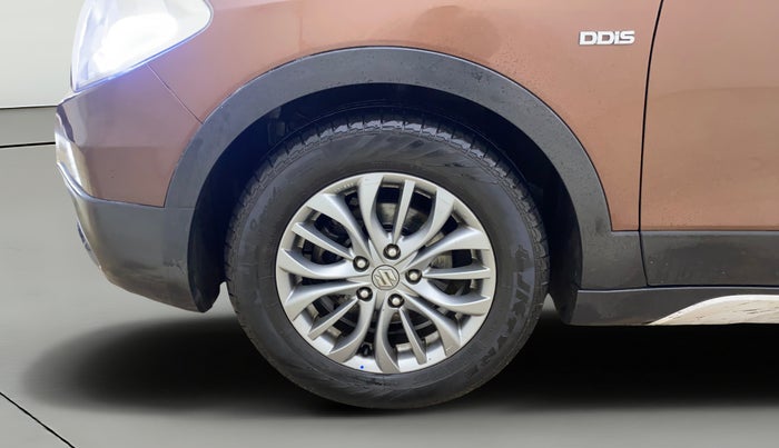 2016 Maruti S Cross ZETA 1.3, Diesel, Manual, 1,15,568 km, Left Front Wheel