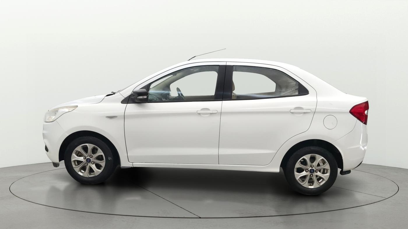 2016 Ford Figo Aspire TITANIUM 1.2 PETROL, Petrol, Manual, 83,026 km, Left Side