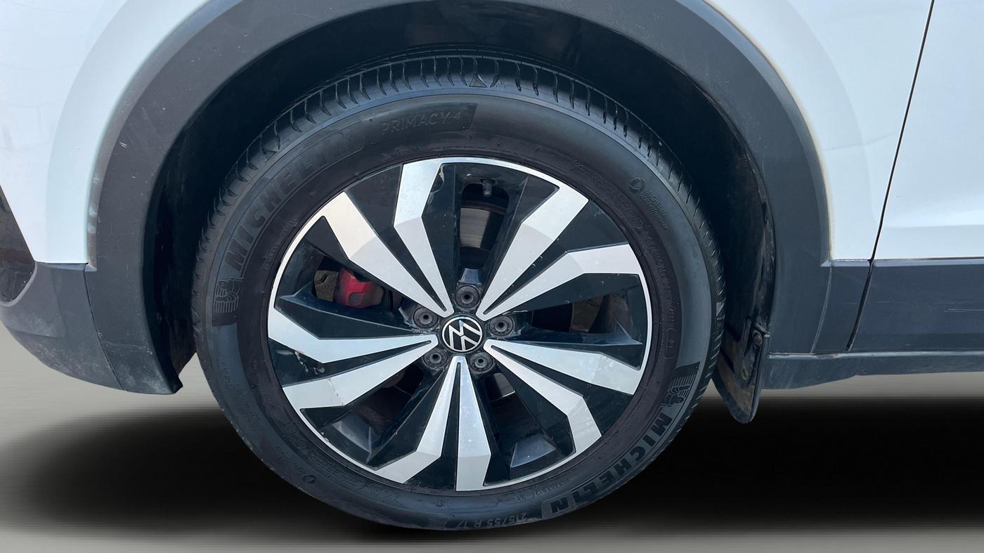 2021 Volkswagen TAIGUN GT PLUS 1.5 TSI DSG, Petrol, Automatic, 1,13,275 km, Left Front Wheel