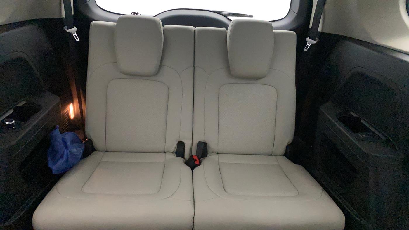 2021 Tata Safari XZ PLUS, Diesel, Manual, 68,881 km, Third Seat Row ( optional )