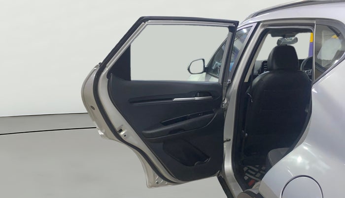 2022 KIA SONET HTK PLUS 1.2, Petrol, Manual, 21,413 km, LHS Rear Door