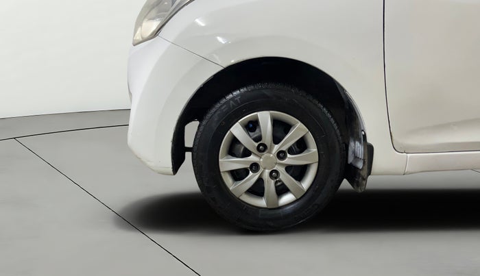 2016 Hyundai Eon ERA +, CNG, Manual, 71,700 km, Left Front Wheel