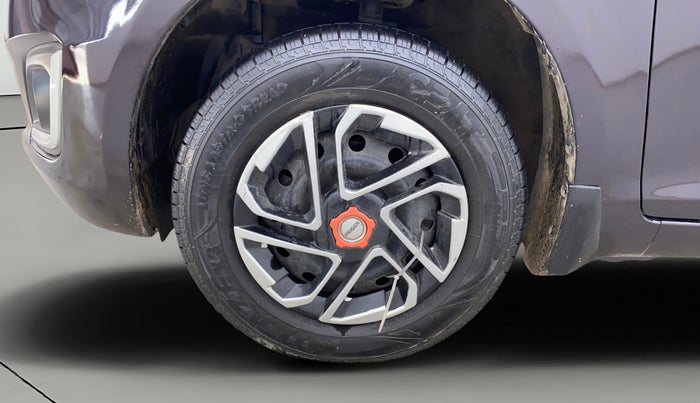 2016 Maruti Swift VXI, Petrol, Manual, 62,511 km, Left Front Wheel