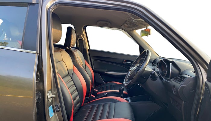 2019 Maruti Swift ZXI, Petrol, Manual, 74,652 km, Right Side Front Door Cabin