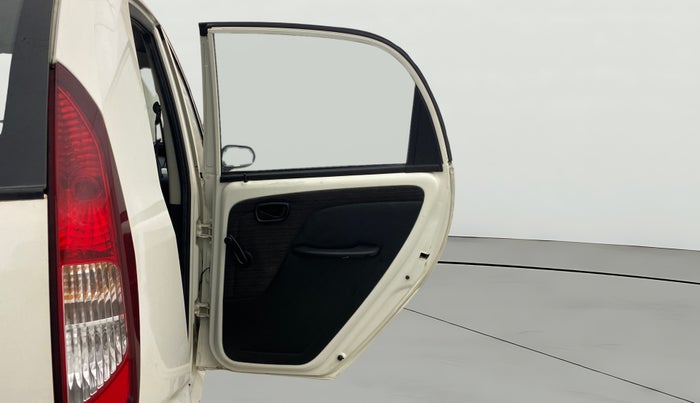 2015 Tata Nano TWIST XE, Petrol, Manual, 43,768 km, RHS Rear Door