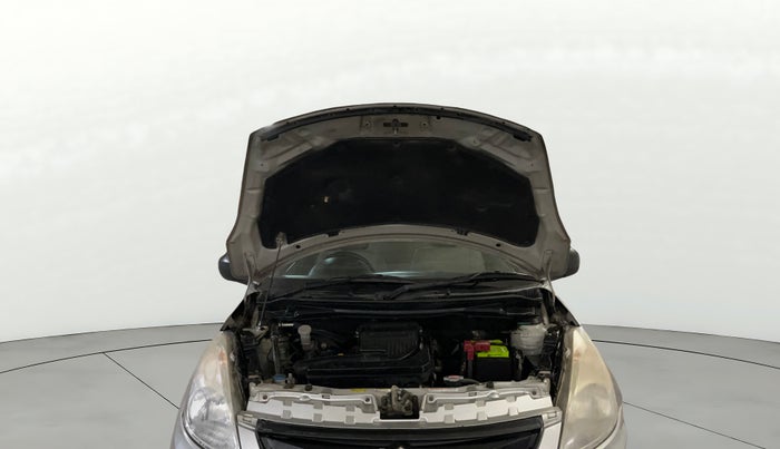 2015 Maruti Swift Dzire LXI (O), Petrol, Manual, 35,987 km, Open Bonet