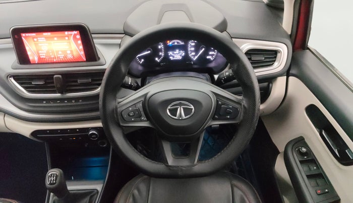2021 Tata ALTROZ XT PETROL, Petrol, Manual, 24,302 km, Steering Wheel Close Up