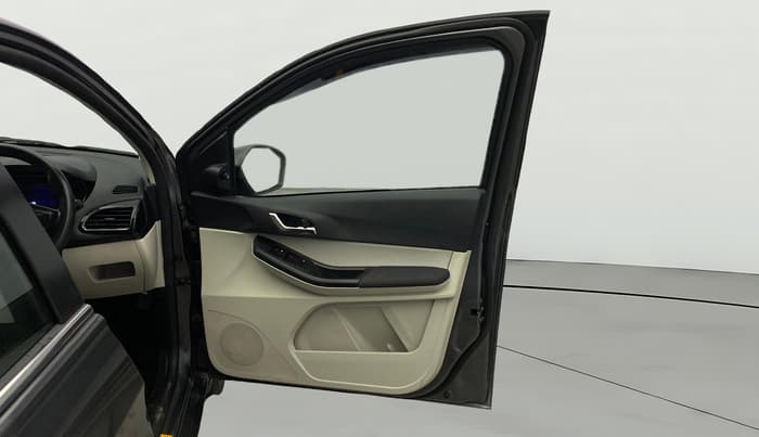 2024 Tata TIGOR XZ PLUS CNG, CNG, Manual, 28,792 km, RHS Front Door