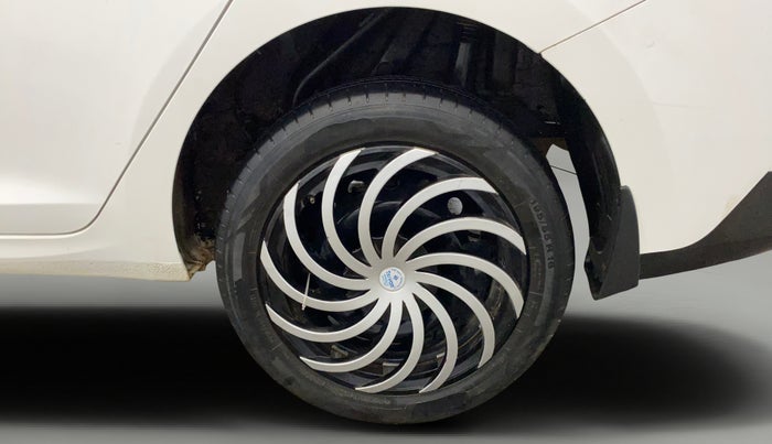 2022 Hyundai Verna SX 1.5 VTVT, Petrol, Manual, 52,780 km, Left Rear Wheel