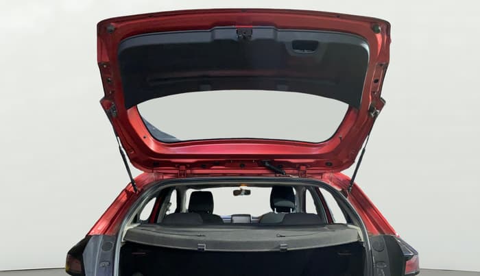 2023 Tata ALTROZ XM PLUS PETROL, Petrol, Manual, 83,213 km, Boot Door Open