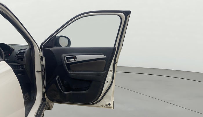 2020 Toyota URBAN CRUISER PREMIUM GRADE AT, Petrol, Automatic, 1,45,579 km, RHS Front Door