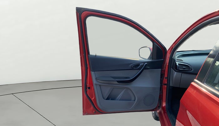 2018 Tata TIGOR XT PETROL, Petrol, Manual, 1,00,869 km, LHS Front Door