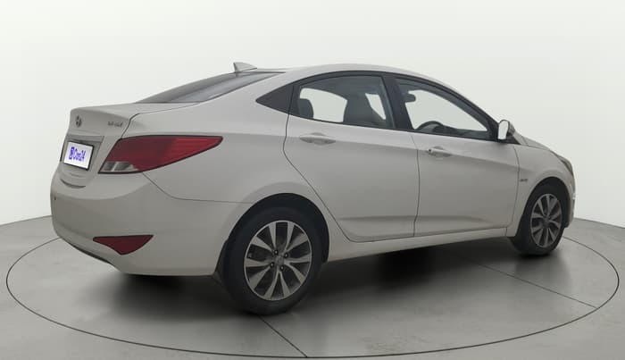 2016 Hyundai Verna FLUIDIC 1.6 VTVT S O AT, Petrol, Automatic, 61,032 km, Right Back Diagonal