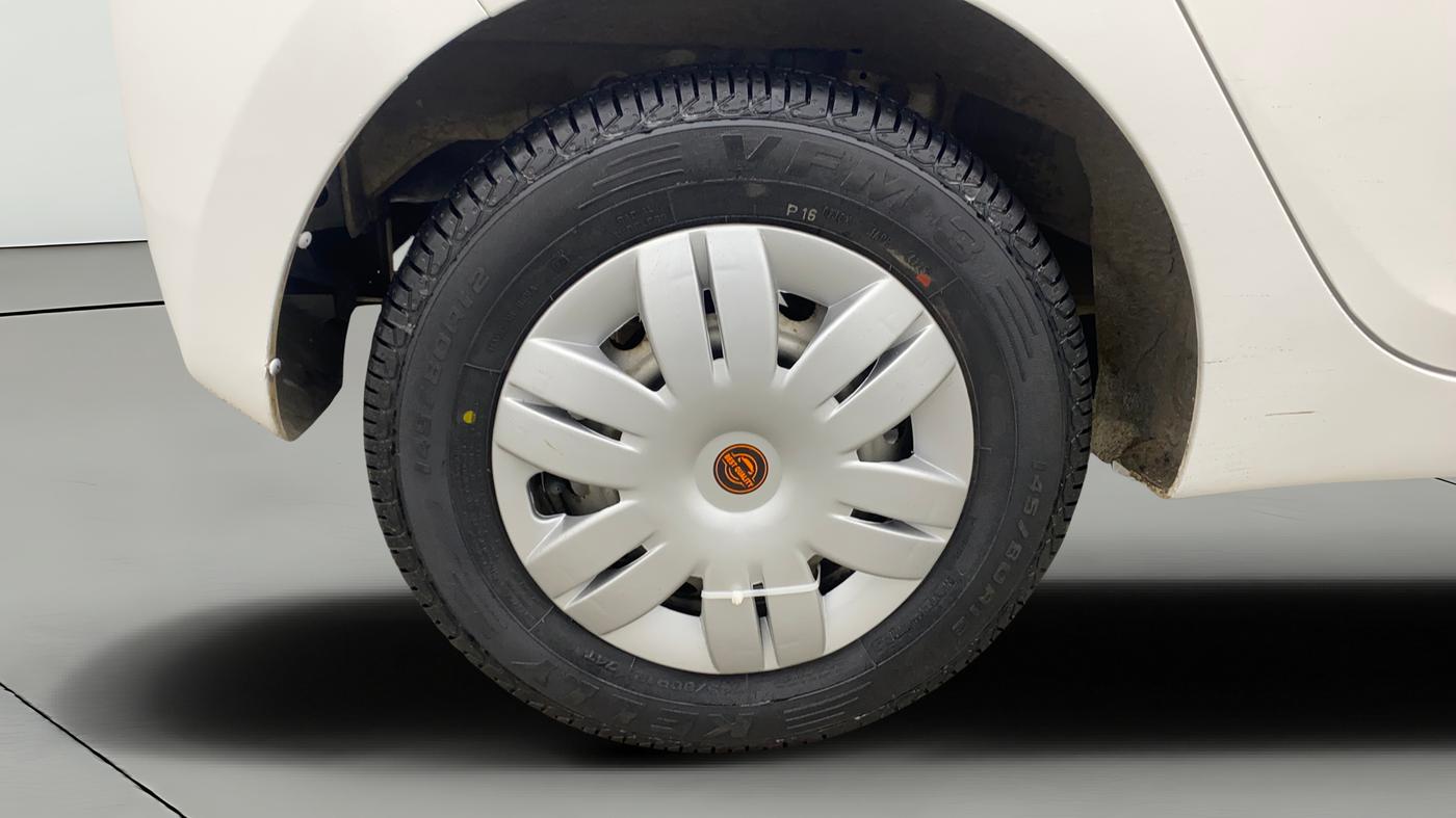 2013 Hyundai Eon ERA +, Petrol, Manual, 72,522 km, Right Rear Wheel