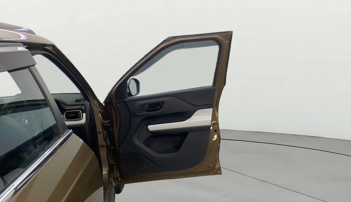 2023 Tata PUNCH ACCOMPLISHED MT, Petrol, Manual, 26,198 km, RHS Front Door