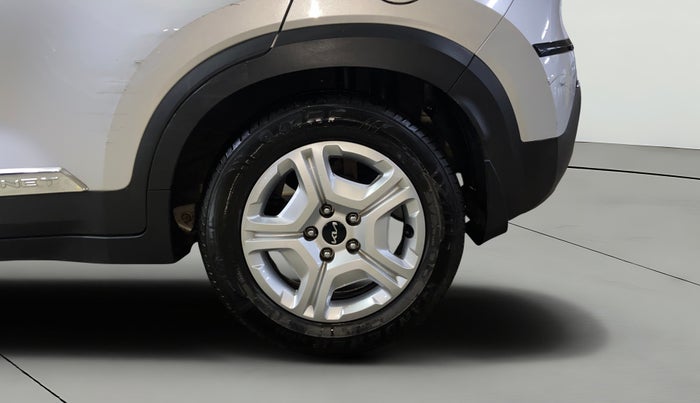 2022 KIA SONET HTK PLUS 1.2, Petrol, Manual, 17,803 km, Left Rear Wheel