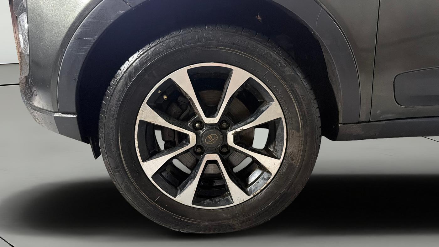 2020 Tata NEXON XZ PLUS PETROL, CNG, Manual, 91,246 km, Left Front Wheel