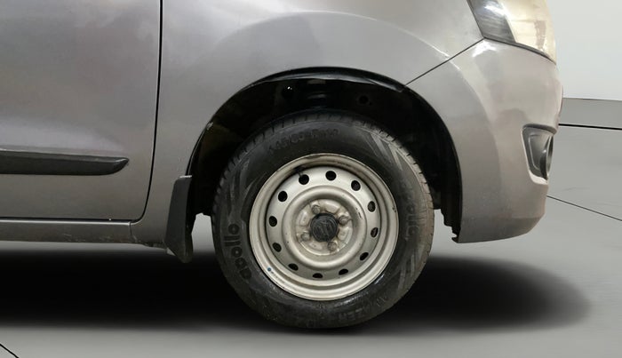 2018 Maruti Wagon R 1.0 LXI CNG, CNG, Manual, 50,792 km, Right Front Wheel