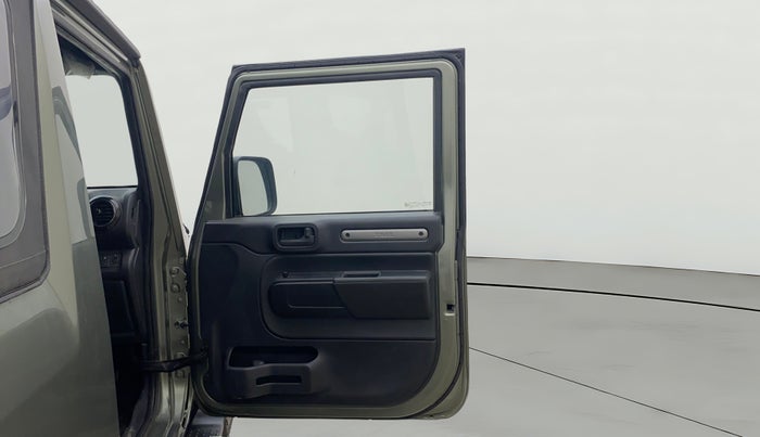 2021 Mahindra Thar LX  P 4WD AT CONVERTIBLE, Petrol, Automatic, 25,056 km, RHS Front Door