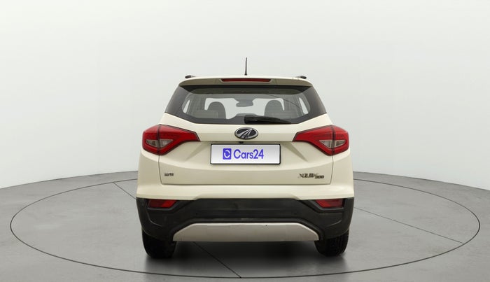 2022 Mahindra XUV300 W8 (O) 1.5 DIESEL, Diesel, Manual, 53,875 km, Back/Rear