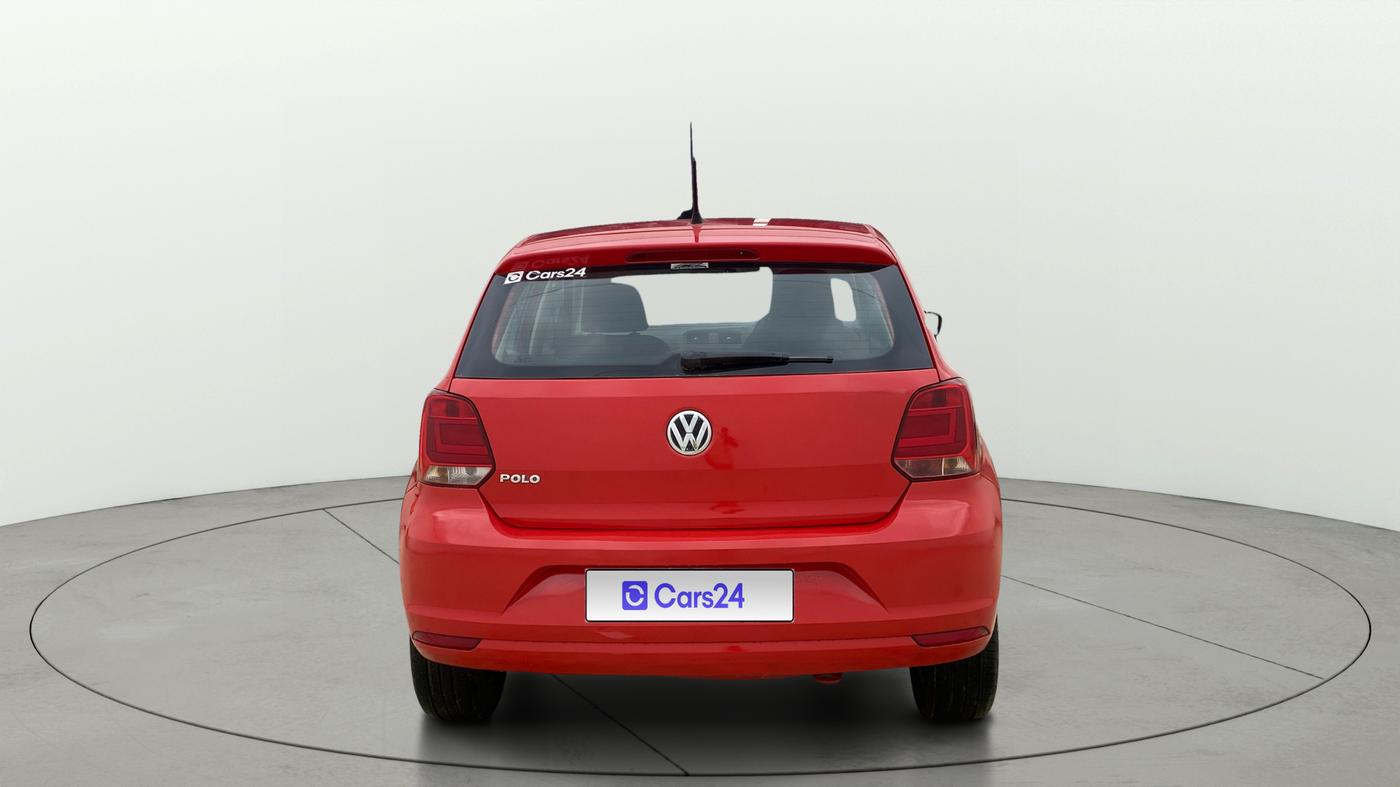2015 Volkswagen Polo COMFORTLINE 1.2L, Petrol, Manual, 1,36,870 km, Back/Rear