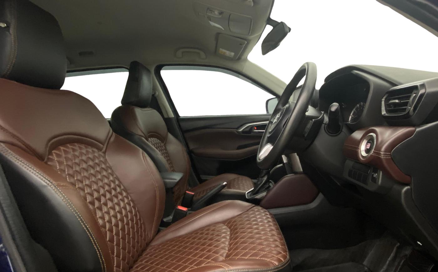 2023 Maruti Grand Vitara ZETA SMART HYBRID AT, Petrol, Automatic, 33,996 km, Right Side Front Door Cabin