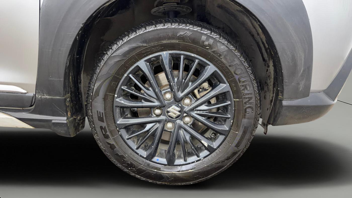 2021 Maruti XL6 ZETA MT, Petrol, Manual, 1,05,201 km, Right Front Wheel