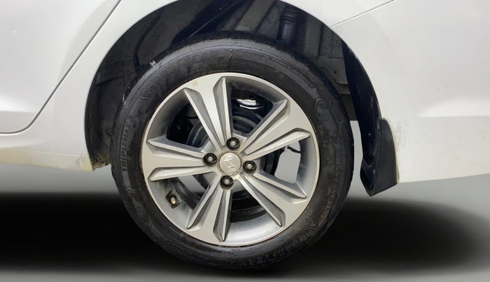 2019 Hyundai Verna 1.6 VTVT SX, Petrol, Manual, 57,949 km, Left Rear Wheel