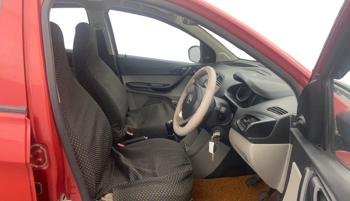 2017 Tata Tiago XE PETROL, CNG, Manual, 96,208 km, Right Side Front Door Cabin