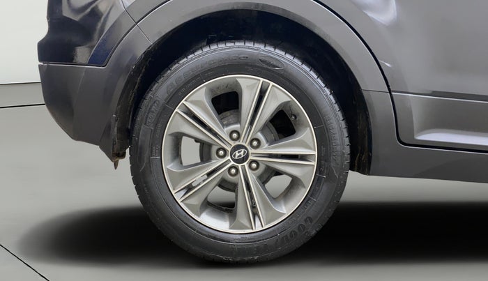 2017 Hyundai Creta SX PLUS AT 1.6 DIESEL, Diesel, Automatic, 96,995 km, Right Rear Wheel