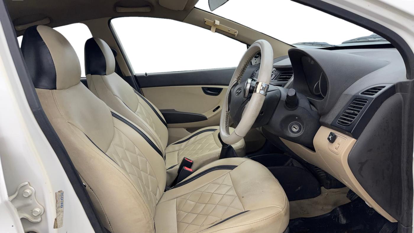 2018 Hyundai Eon MAGNA +, CNG, Manual, 79,427 km, Right Side Front Door Cabin
