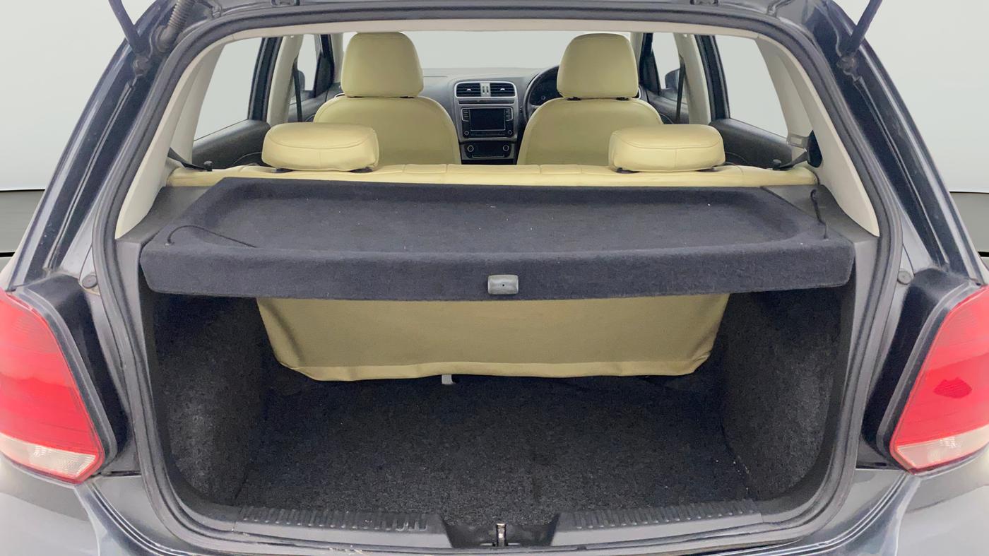 2019 Volkswagen Polo HIGHLINE PLUS 1.0 16 ALLOY, Petrol, Manual, 38,883 km, Boot Open Zoomed View