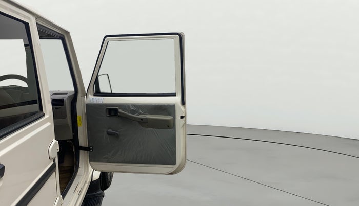 2018 Mahindra Bolero POWER PLUS SLE, Diesel, Manual, 1,08,036 km, RHS Front Door