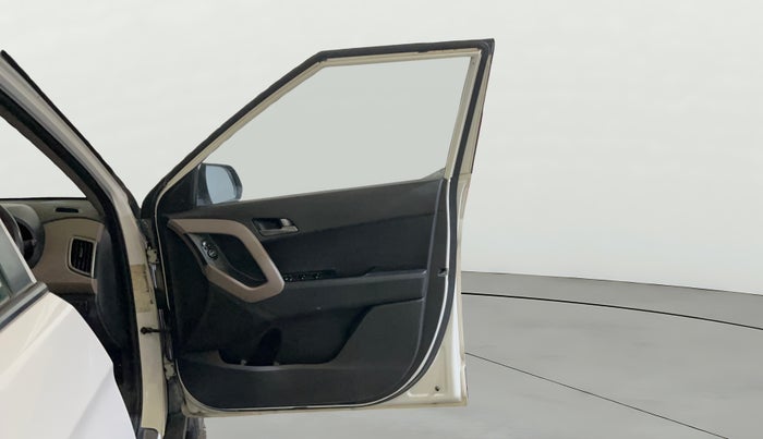 2015 Hyundai Creta SX PLUS 1.6 PETROL, Petrol, Manual, 1,00,773 km, RHS Front Door