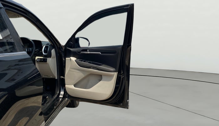 2023 KIA SONET HTX 1.5D IMT, Diesel, Manual, 64,299 km, RHS Front Door