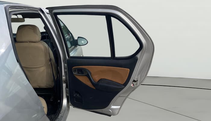 2016 Tata Indigo ECS LX TDI, Diesel, Manual, 1,28,146 km, RHS Rear Door