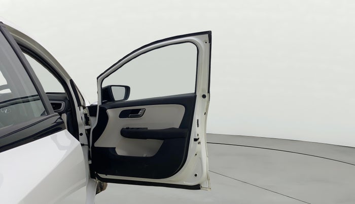 2021 Tata ALTROZ XZ PETROL, Petrol, Manual, 24,310 km, RHS Front Door