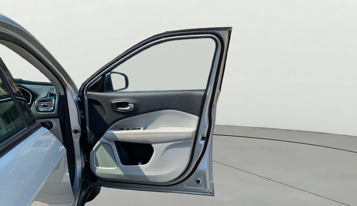 2017 Jeep Compass LIMITED 1.4 PETROL AT, Petrol, Automatic, 45,590 km, RHS Front Door