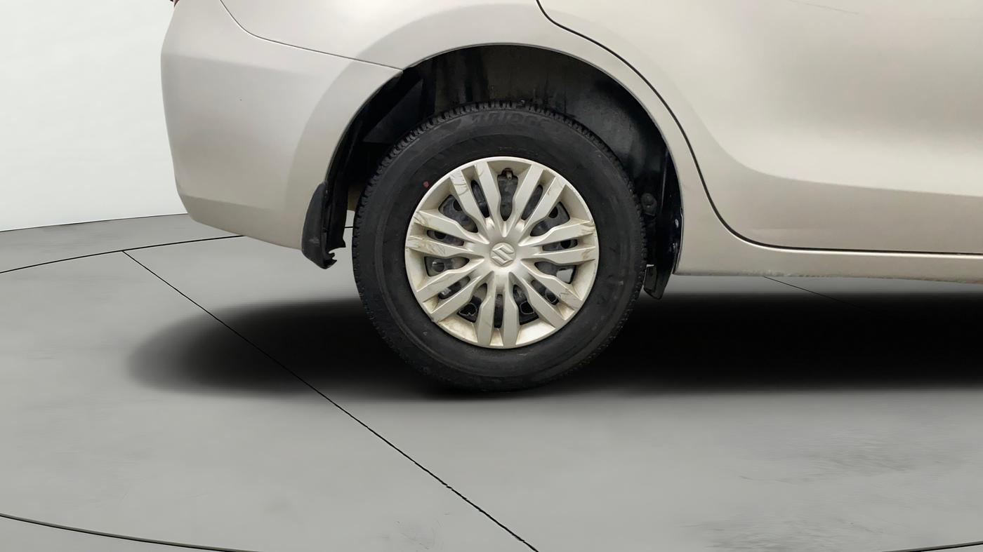 2018 Maruti Dzire VXI AMT, Petrol, Automatic, 39,255 km, Right Rear Wheel