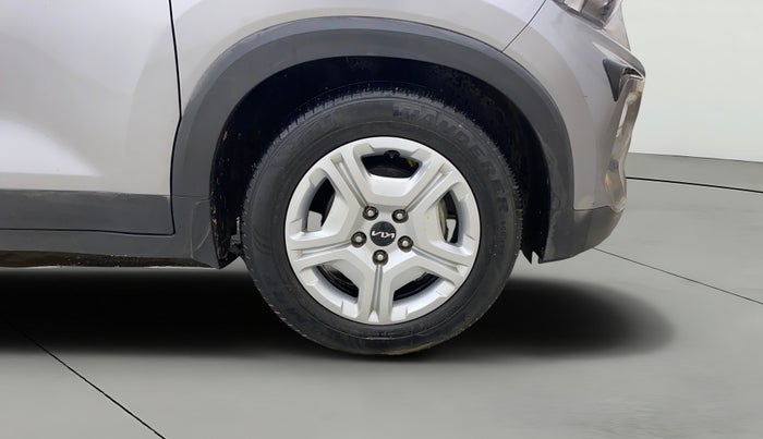 2021 KIA SONET HTK PLUS 1.2, Petrol, Manual, 43,645 km, Right Front Wheel