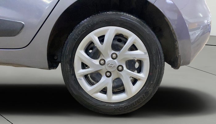 2018 Hyundai Grand i10 SPORTZ 1.2 KAPPA VTVT, Petrol, Manual, 28,992 km, Left Rear Wheel